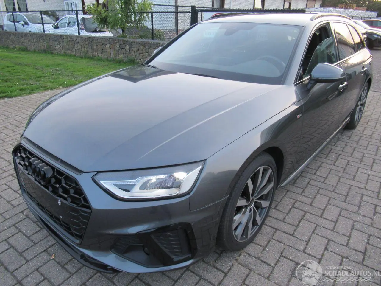 Audi A4 Avant 2024 photo 1