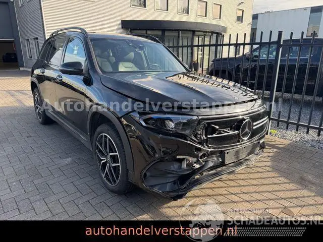 Mercedes EQB, 2023