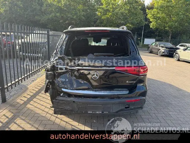 Mercedes EQB 2023 photo 15