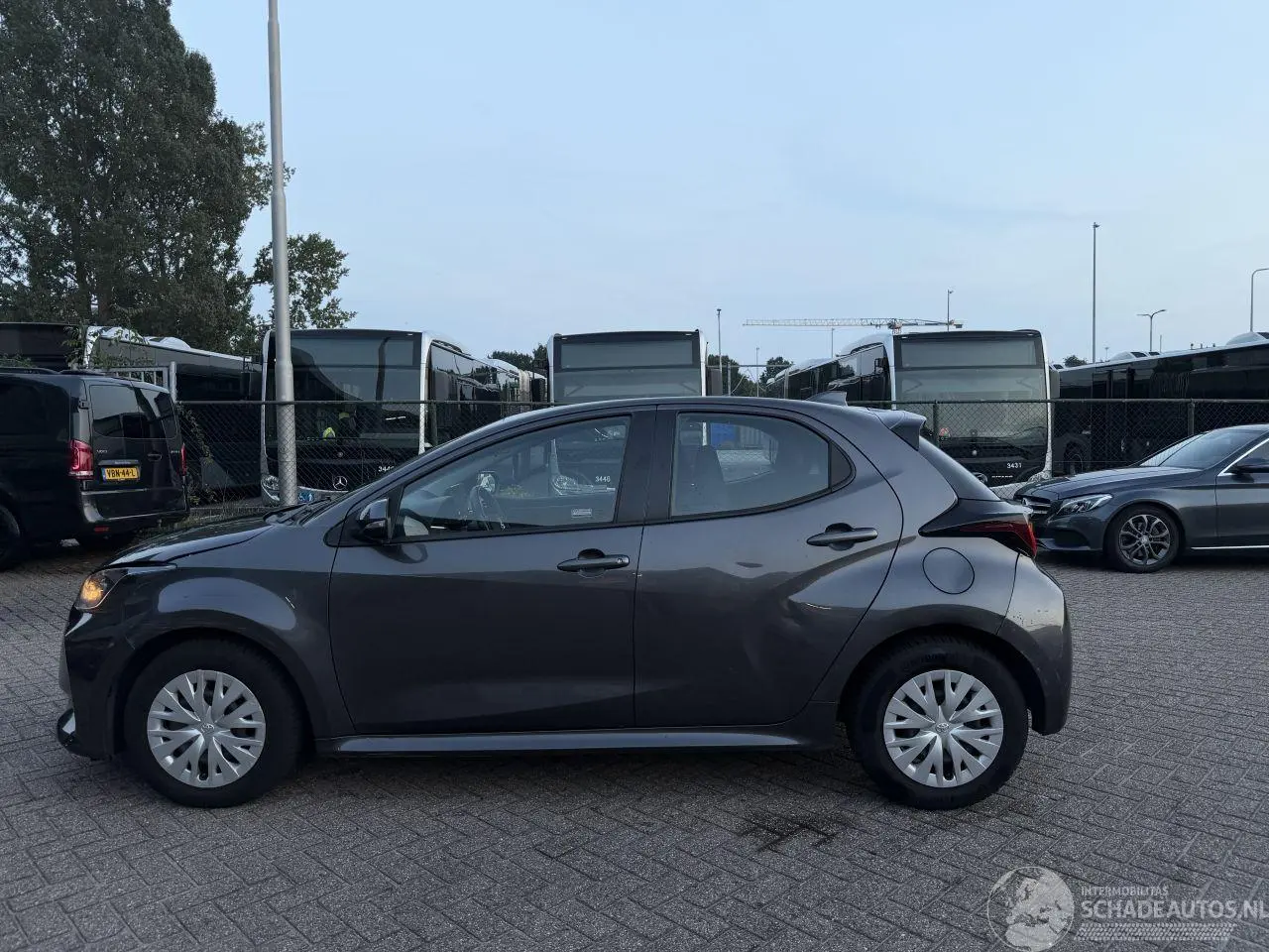 Toyota Yaris 2021 photo 3