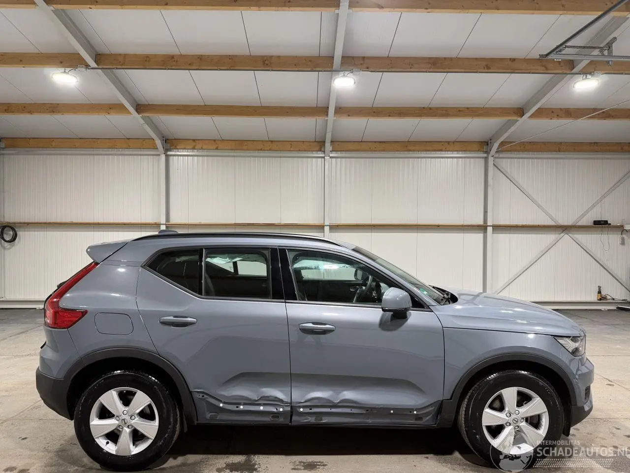 Volvo XC40 2021 foto 1