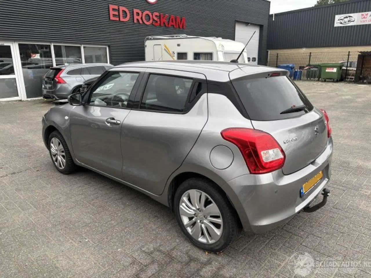 Suzuki Swift 2018 photo 4