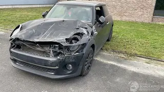 Mini One 2019 photo 3
