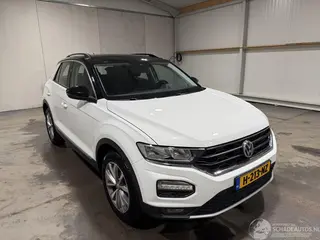Volkswagen T-Roc 2018 photo 3