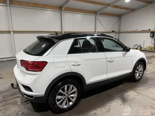 Volkswagen T-Roc 2018 photo 5