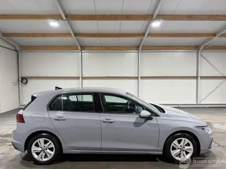 Volkswagen Golf 2022 foto 1
