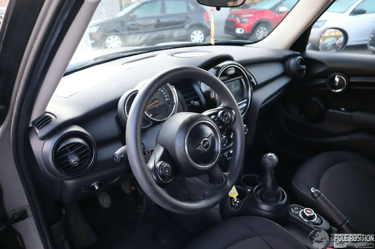 Mini One 2018 photo 8