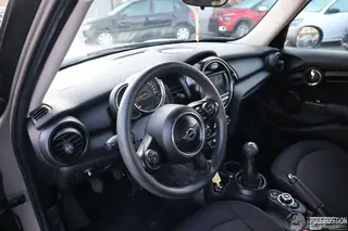 Mini One 2018 photo 8