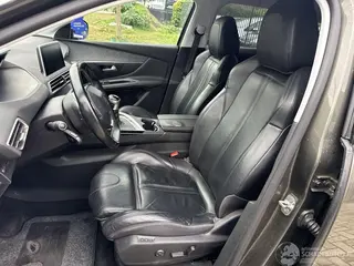 Peugeot 3008 2018 photo 9
