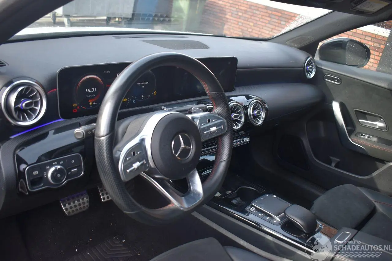 Mercedes A-klasse 2020 фото 8