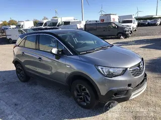 Opel Crossland 2019 foto 2