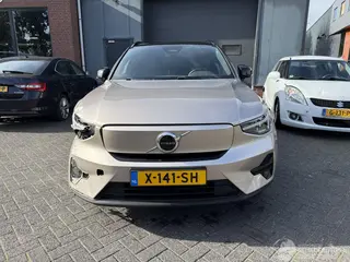 Volvo XC40 2024 foto 8