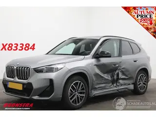 BMW iX1 2023 foto 1