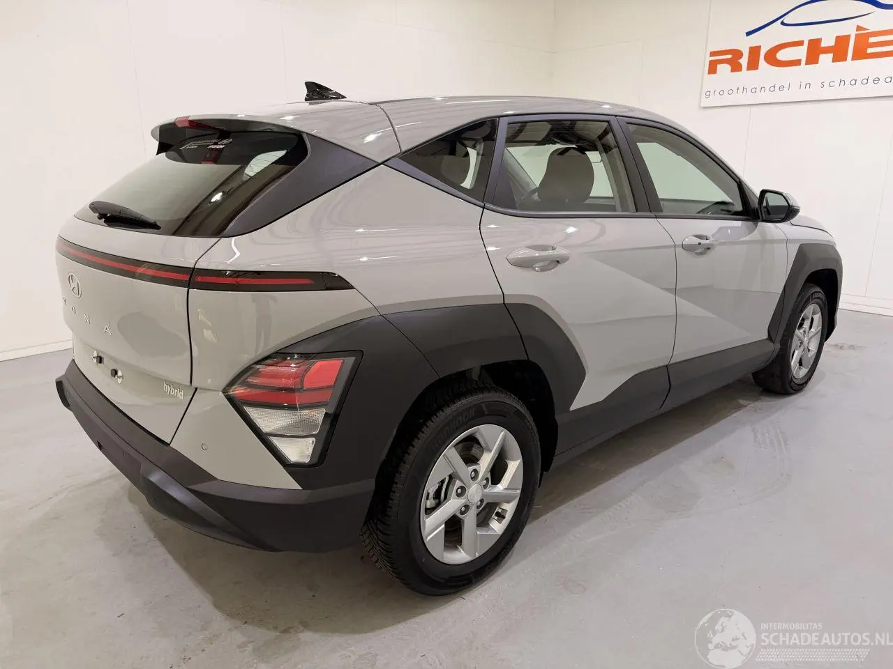 Hyundai Kona 2025 foto 2