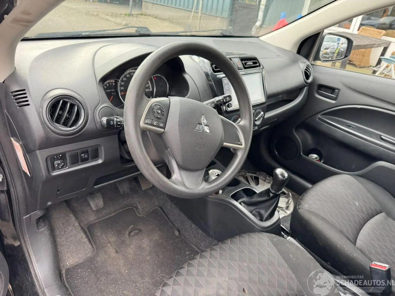 Mitsubishi Space-star 2021 foto 8