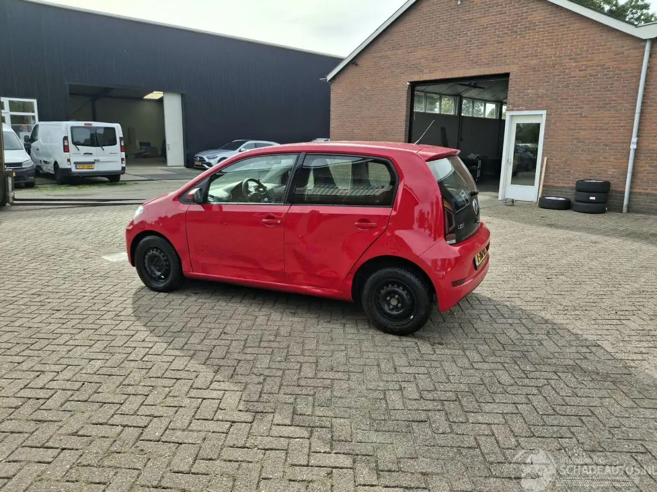 Volkswagen Up! 2018 foto 2