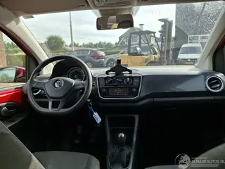 Volkswagen Up! 2018 foto 10