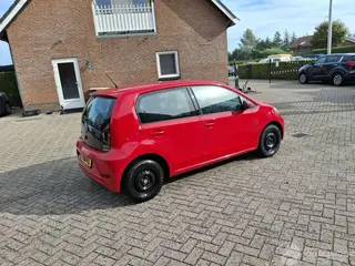 Volkswagen Up! 2018 foto 3