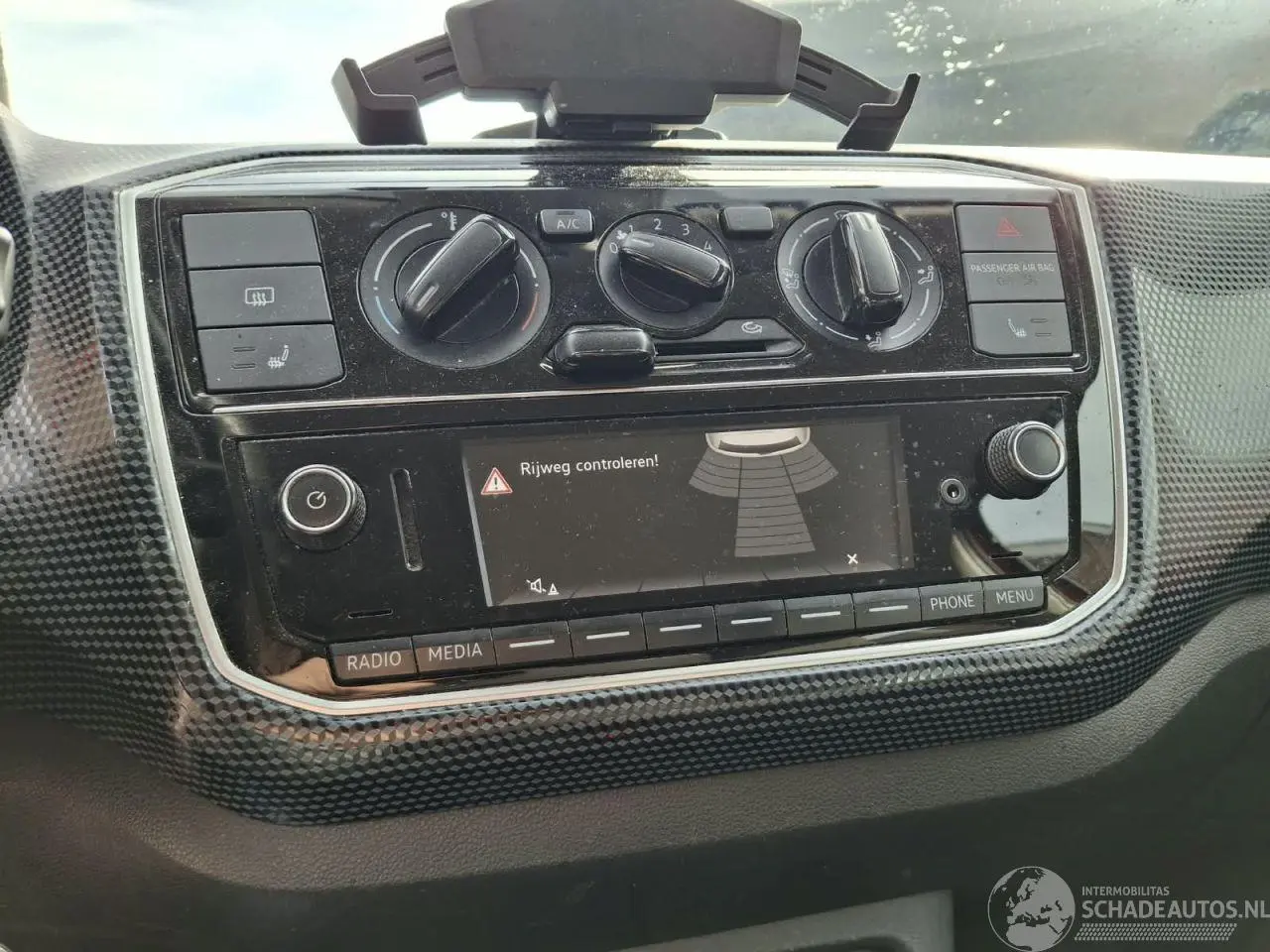 Volkswagen Up! 2018 foto 8