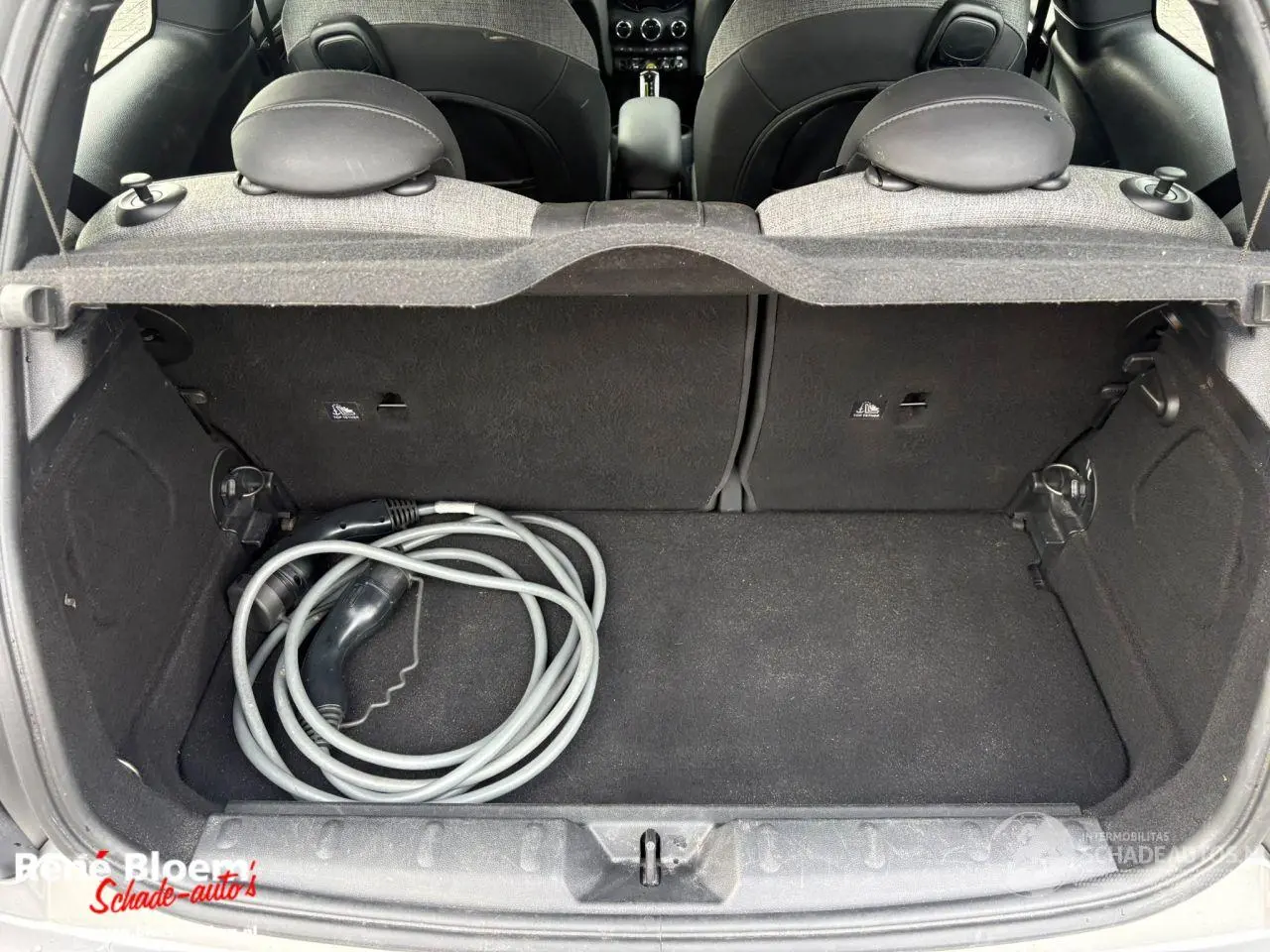 Mini Electric 2024 photo 12