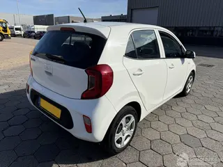 Kia Picanto 2023 photo 4