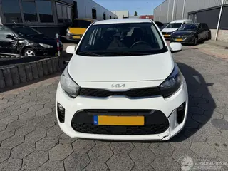 Kia Picanto 2023 photo 2