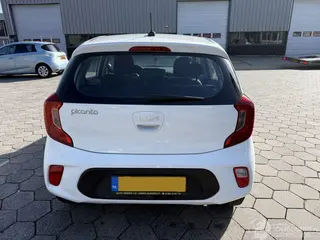 Kia Picanto 2023 photo 5