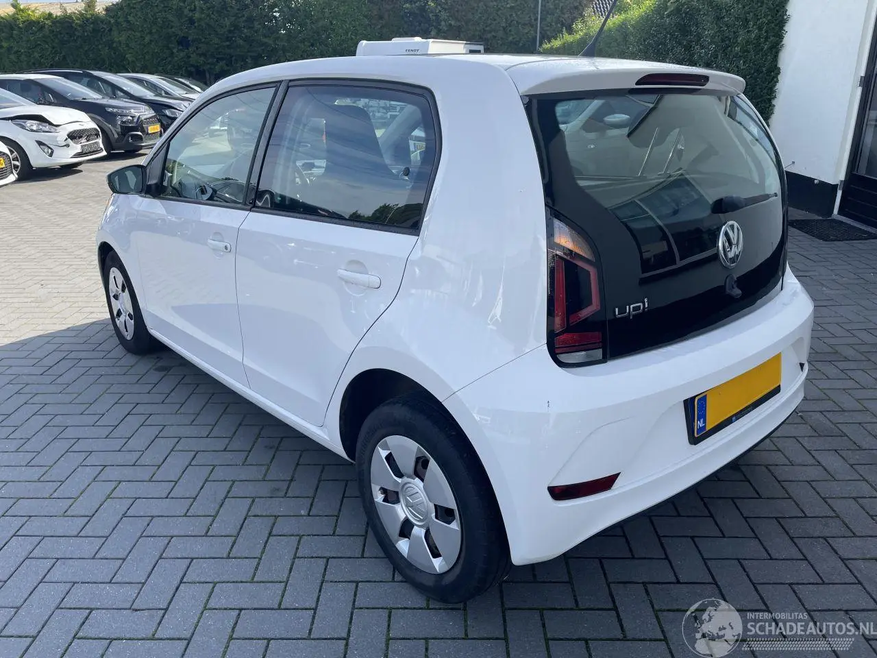 Volkswagen Up! 2019 foto 2
