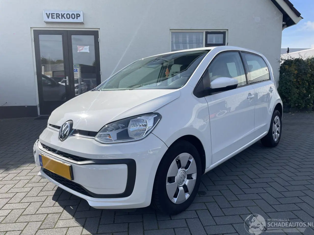 Volkswagen Up! 2019 foto 1