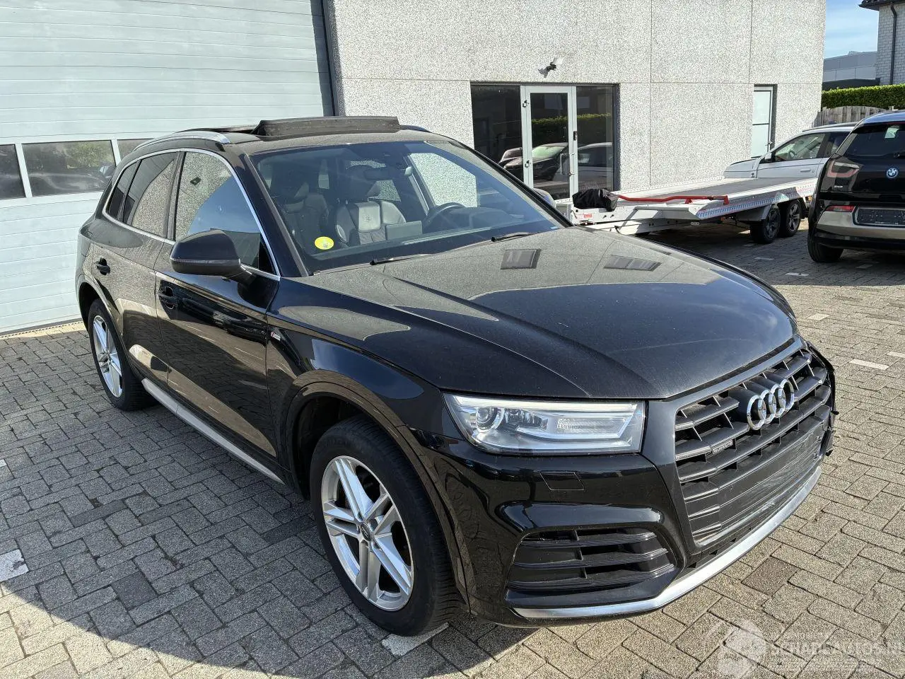 Audi Q5 2017 фото 10