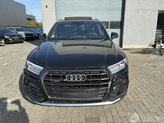 Audi Q5 2017 фото 9