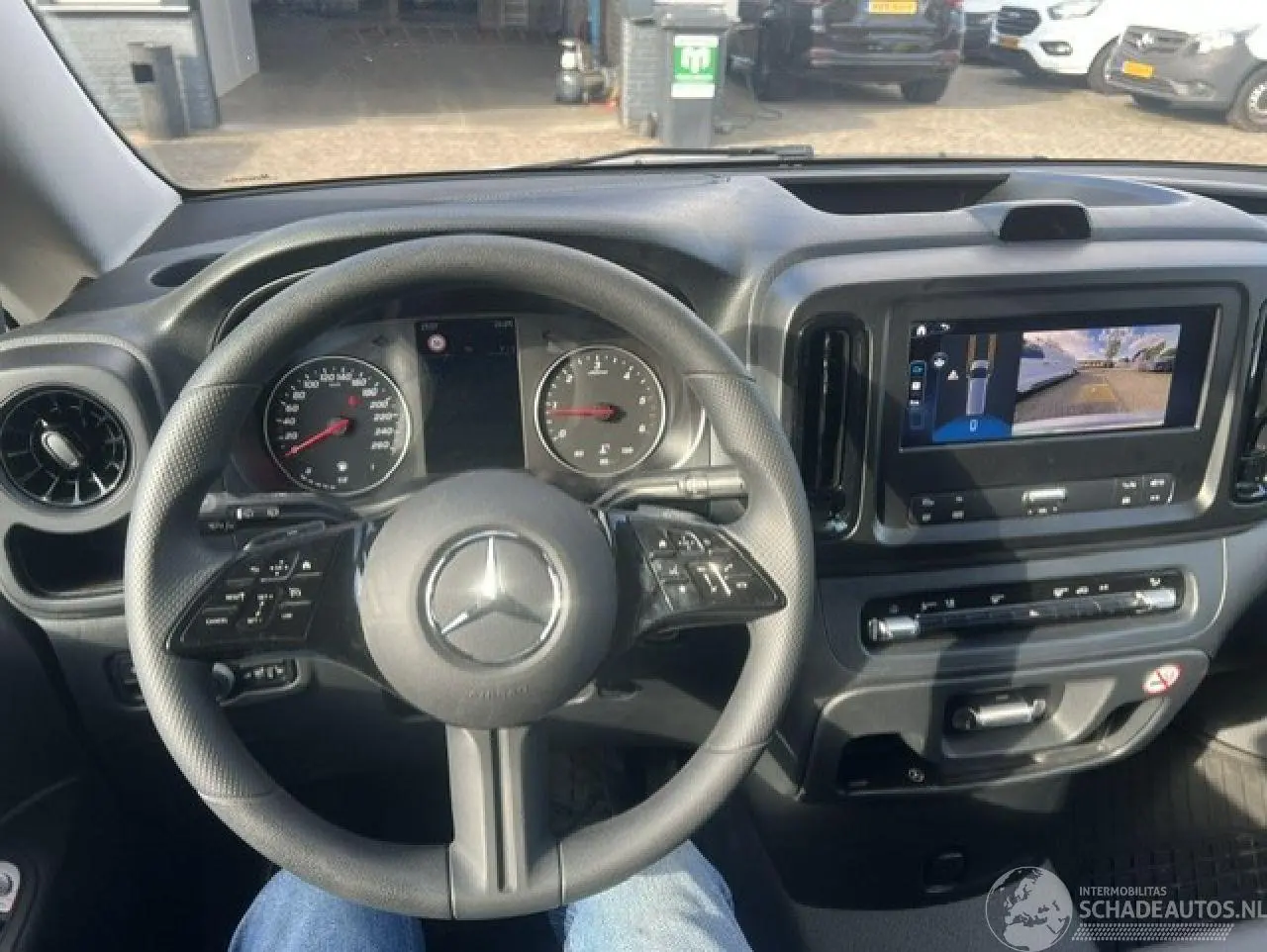 Mercedes Vito 2026 photo 24