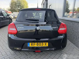 Suzuki Swift 2017 фото 10