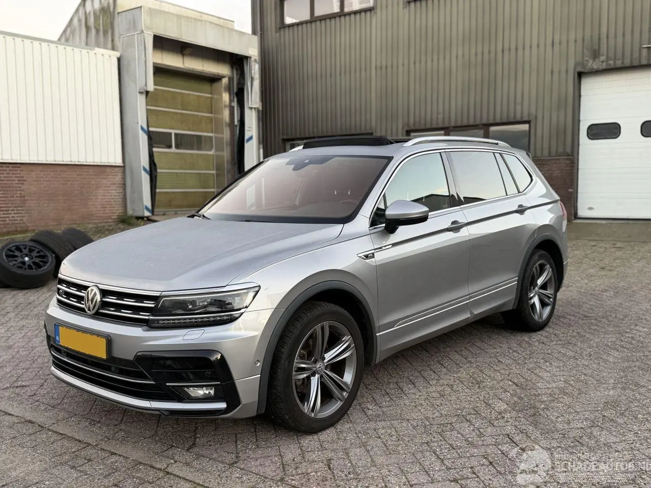 Volkswagen Tiguan 2019 фото 1