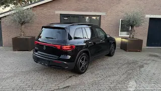 Mercedes EQB 2024 photo 9
