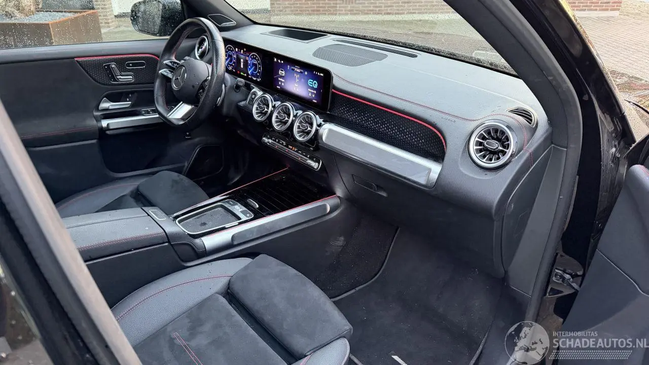 Mercedes EQB 2024 photo 5