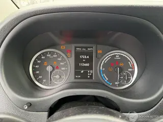 Mercedes Vito 2023 photo 18
