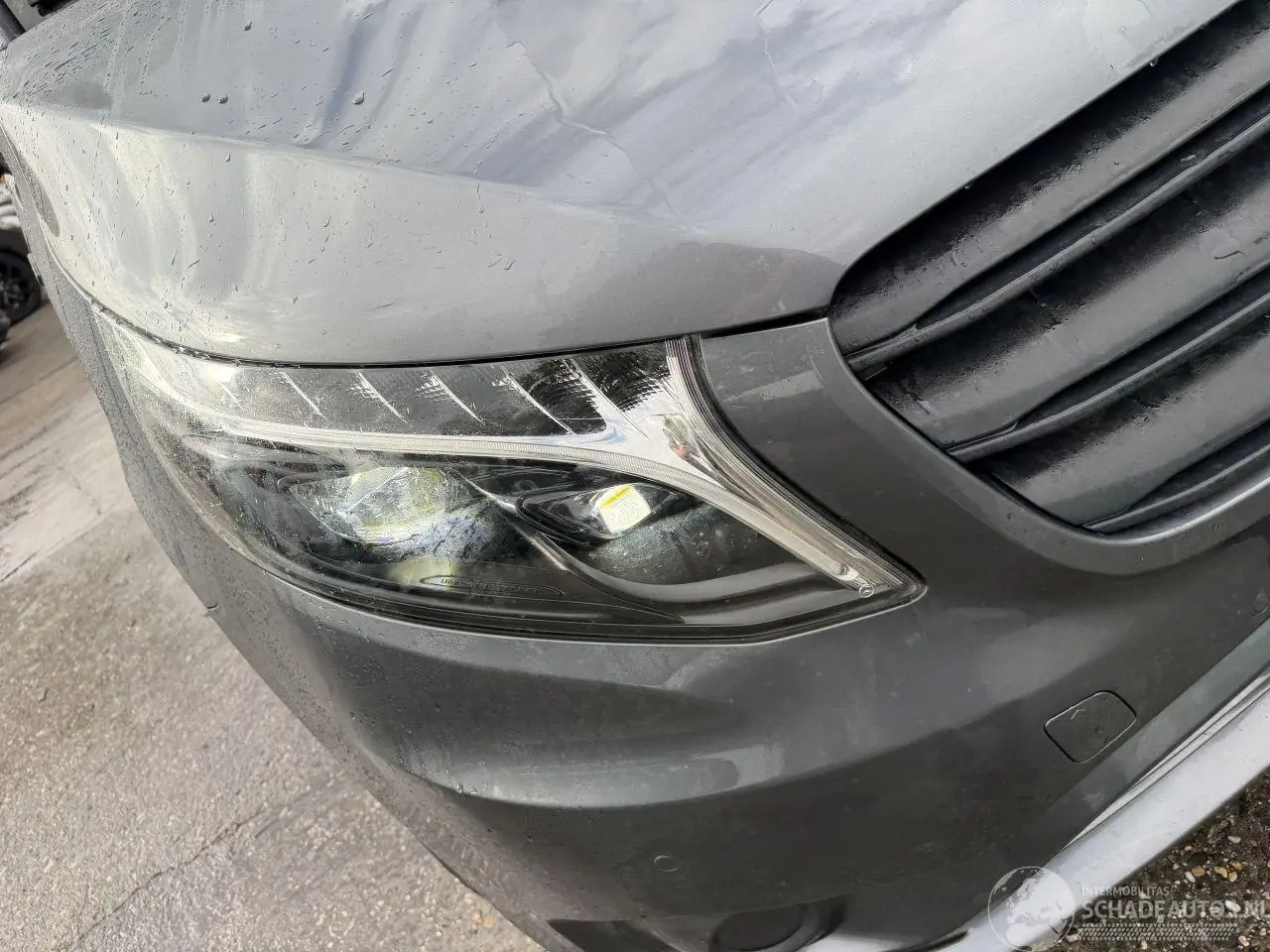Mercedes Vito 2023 photo 24