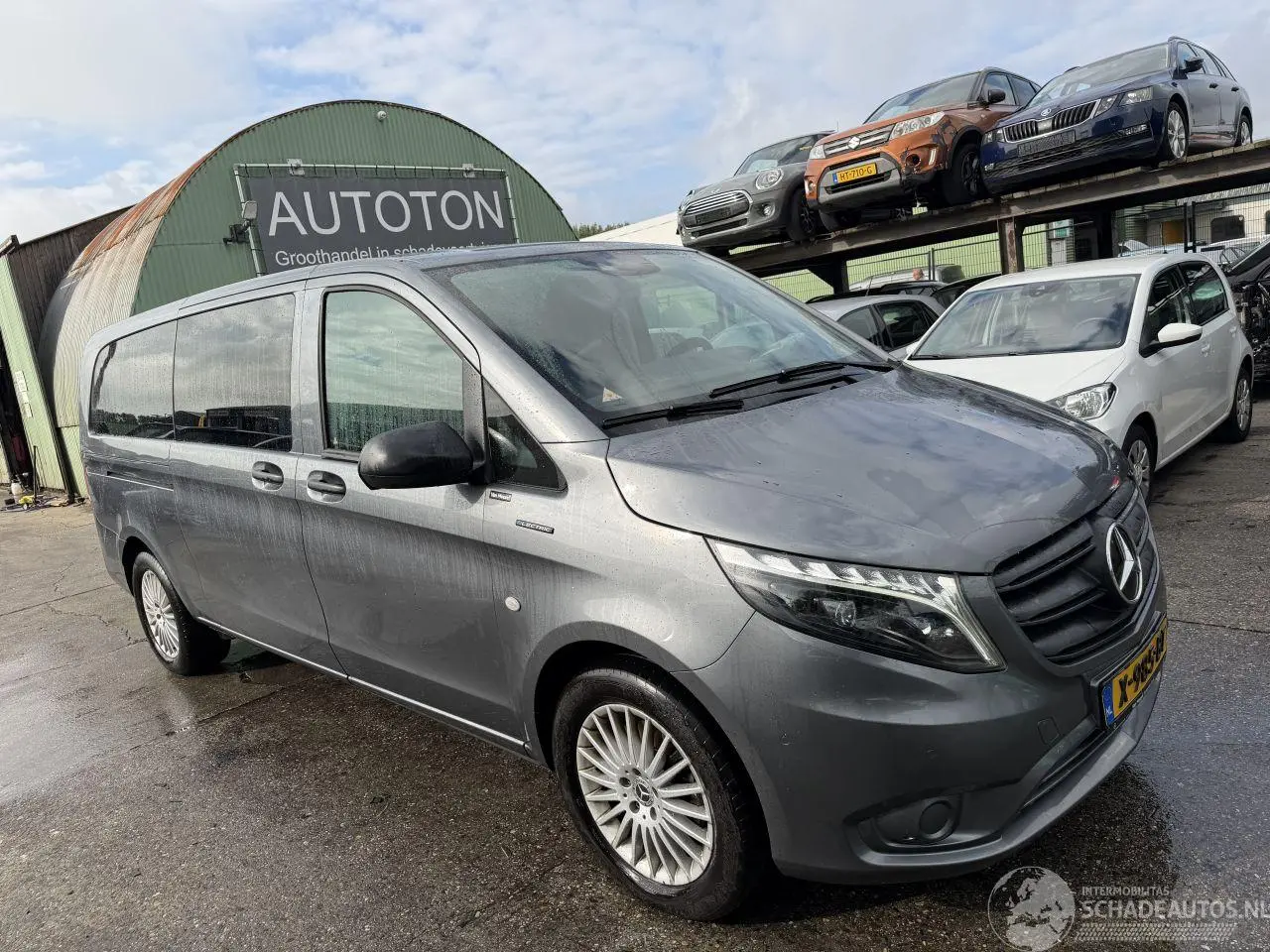 Mercedes Vito 2023 photo 12