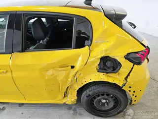 Peugeot 208 2021 photo 10