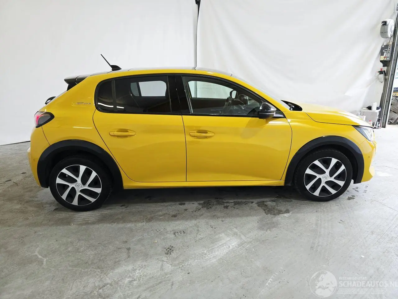 Peugeot 208 2021 photo 8