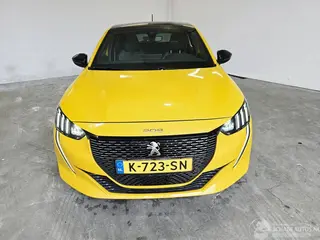 Peugeot 208 2021 photo 2