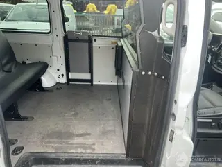 Mercedes Vito 2023 photo 9