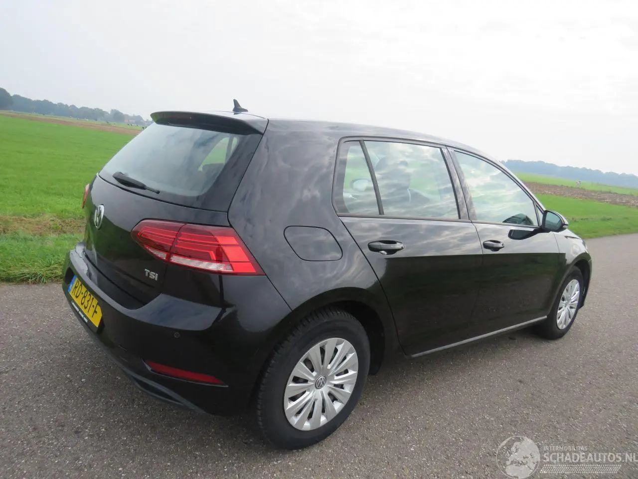 Volkswagen Golf 2017 photo 1