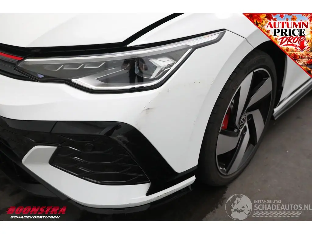 Volkswagen Golf 2025 photo 5