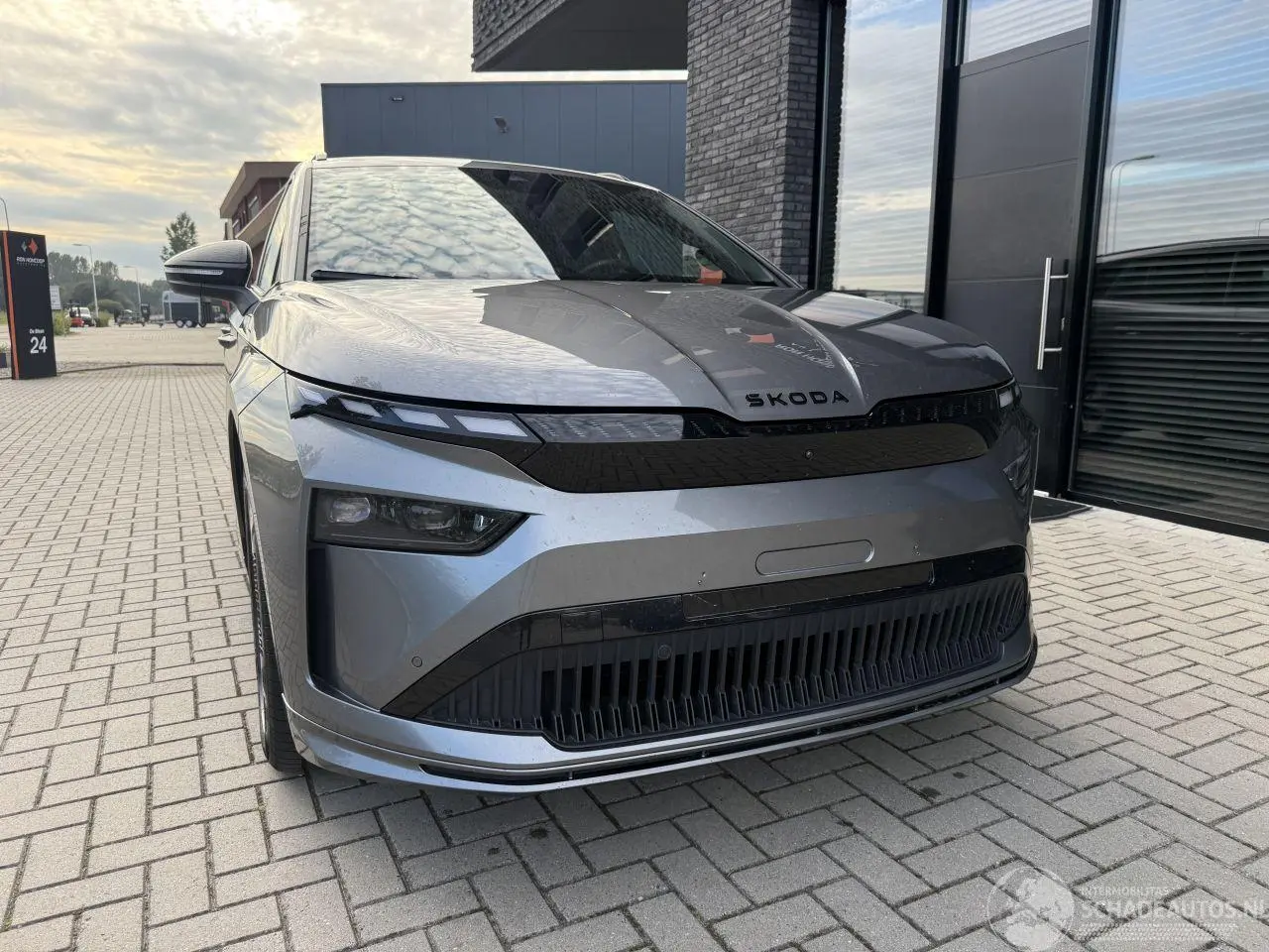 Skoda Enyaq 2025 foto 4