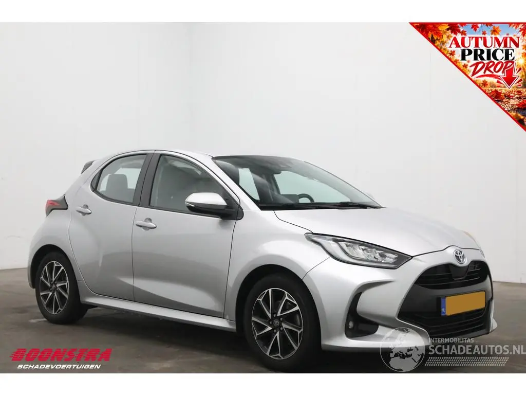 Toyota Yaris 2023 photo 2