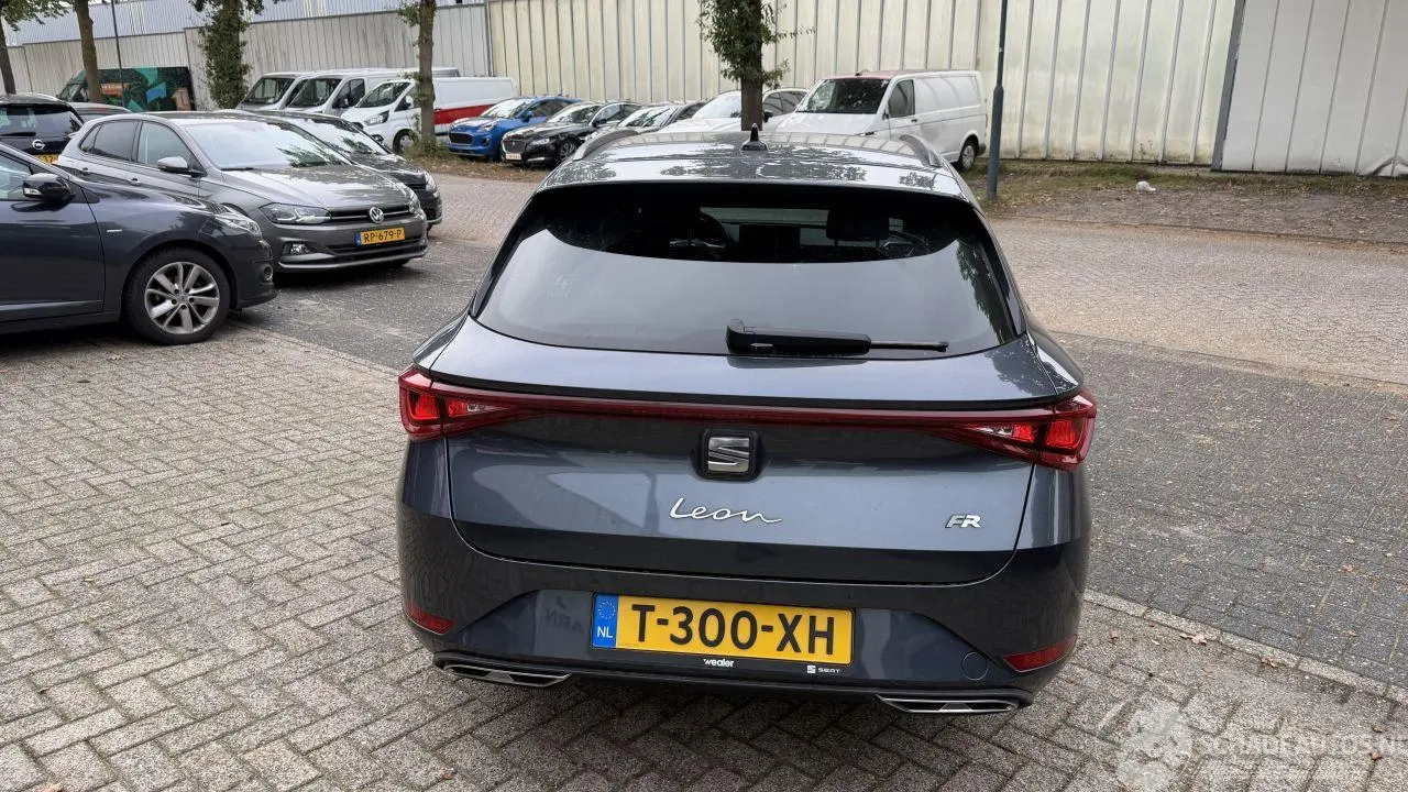 Seat Leon 2023 фото 5