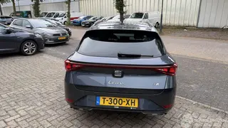 Seat Leon 2023 фото 5