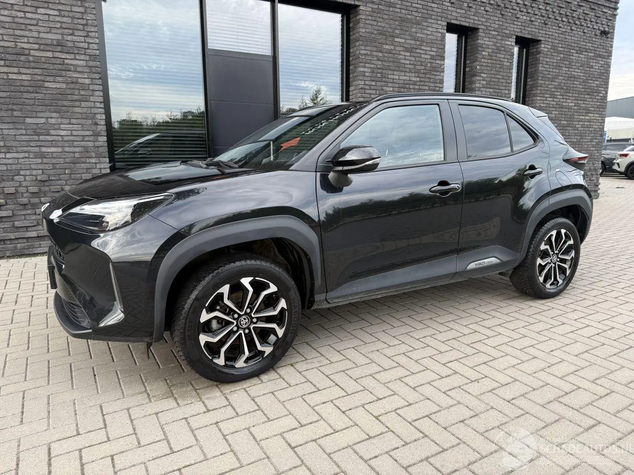 Toyota Yaris Cross 2025 photo 3